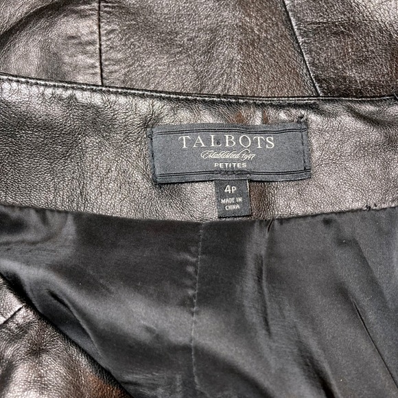 Talbots Petite Black 100% Leather Pencil Skirt 4P Knee Length Zip Back Slit Soft - Picture 5 of 6